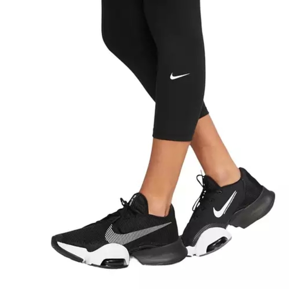 Nike One Women's High-Rise Cropped Leggings - Picture 3 of 5